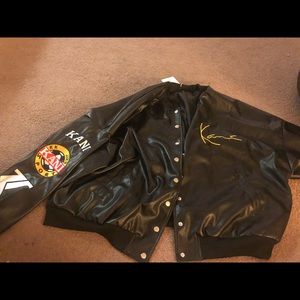 PLT Karl Kani jacket sold out! Unisex